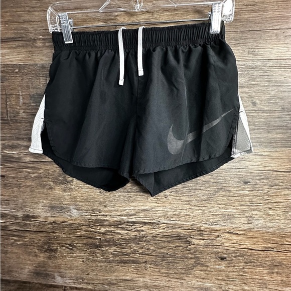 Nike Black Performance Athletic Shorts Small - Picture 1 of 11